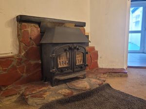 Photo 19- click for photo gallery